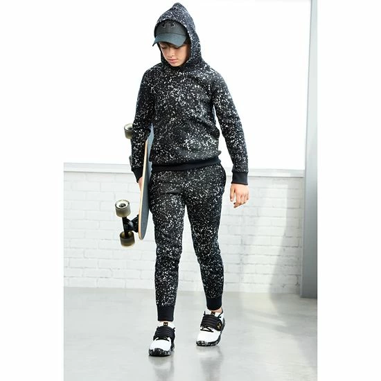 Boys 8-20 Under Armour Printed Rival Fleece Joggers Tin Gray 3 Boys 8-20 Under Armour Printed Rival Fleece Joggers Tin Gray - Image 3