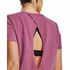 Women's Under Armour Run Anywhere Tee 7 Women's Under Armour Run Anywhere Tee -Under Armour SHOP unnamed file 7336