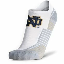 Men's Under Armour Notre Dame Fighting Irish Run No Show Ankle Socks